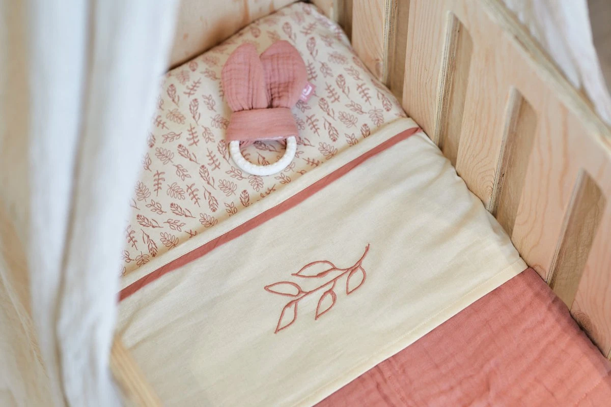 Jollein Baby Laken Ledikant 120x150cm Meadow - Rosewood 10 Jollein Baby Laken Ledikant 120x150cm Meadow - Rosewood - Afbeelding 8