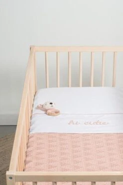 Jollein Baby Laken Ledikant 120x150cm Hi Cutie - Pale Pink -Jollein 800x1200 35