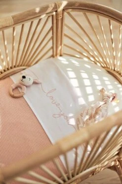 Jollein Baby Laken Ledikant 120x150cm Love You - Pale Pink -Jollein 800x1200 73