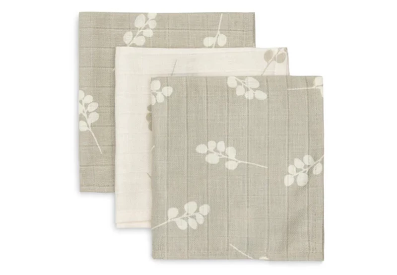 Jollein Hydrofiel Monddoekje 31x31cm Twig Olive Green (3pack) 3 Jollein Hydrofiel Monddoekje 31x31cm Twig Olive Green (3pack)